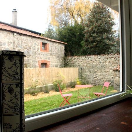 Superbe Appartement Avec Jacuzzi Et Jardin Prive Marlhes 외부 사진